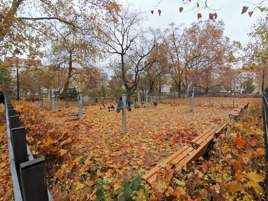 Auriapartments Karlin 2Kk S Terasou A Parkovanim Прага Екстер'єр фото